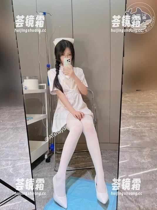 AT鲨 黑丝在楼道中迷路,AT鲨的图包,一个不得不看的奇遇!