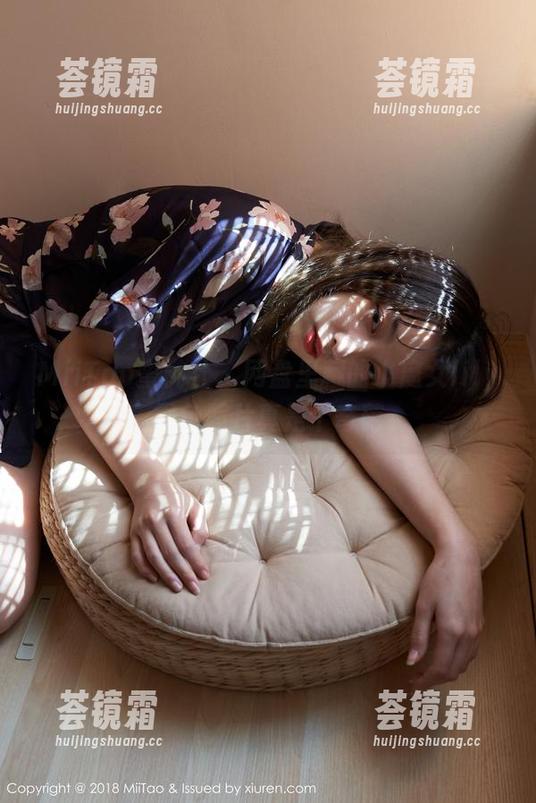 MiiTao蜜桃社-小魔女lily MiiTao蜜桃社 - 网盘里藏的小魔女lily,黑色照片真是个奇葩。