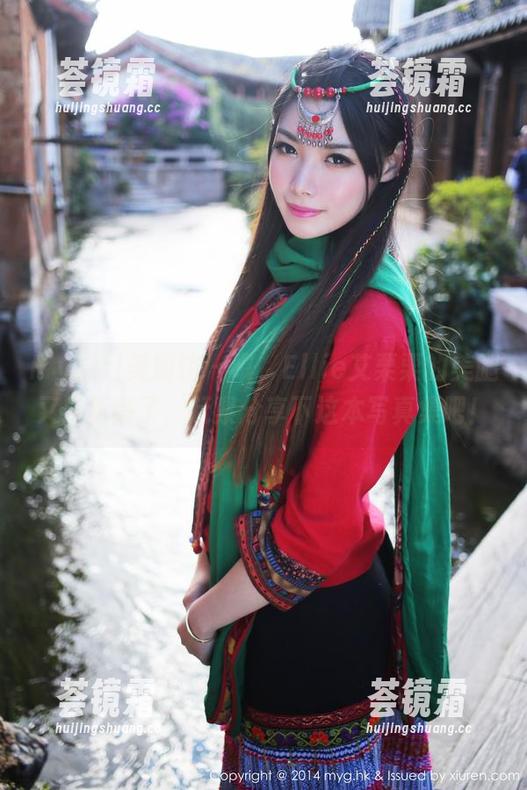 MyGirl美媛馆-Ellie艾栗栗 MyGirl美媛馆 - 喂,Ellie艾栗栗的美腿又出新高了,赶紧分享下这本写真集吧!