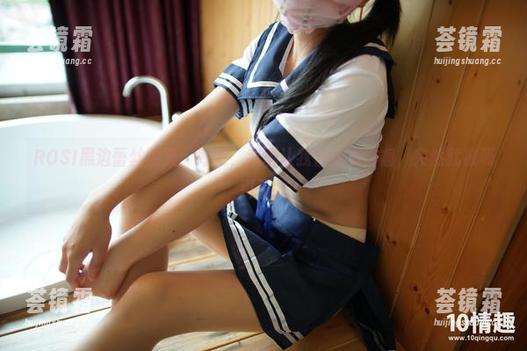 ROSI口罩 ROSI黑边蕾丝图集:好吧,我承认我在这里徘徊,突然就被吸引了。