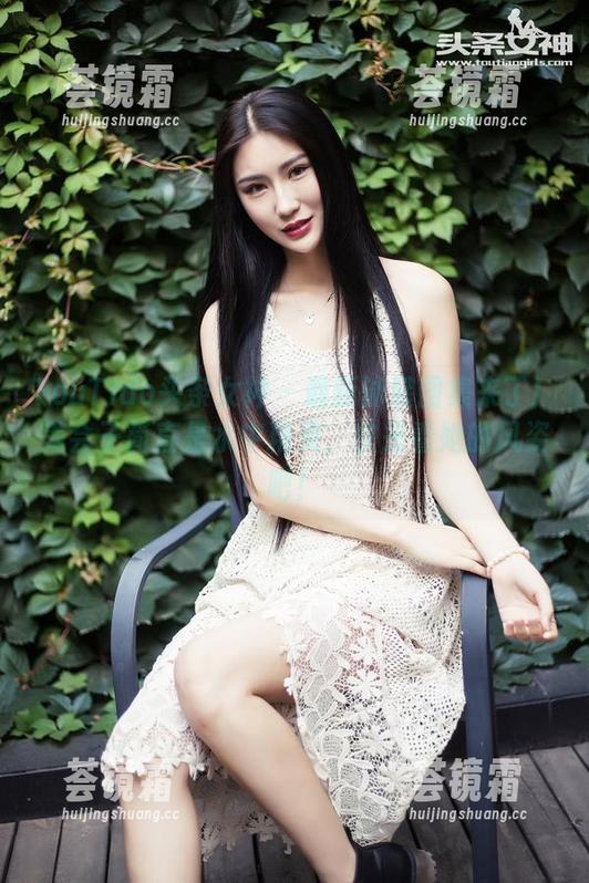 TouTiao头条女神-美会子 TouTiao头条女神 - 最新泳装图集来了!美会子简直是水中精灵,快来看她的风姿吧!