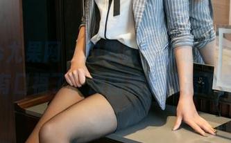 UGirls尤果网 - 白熙萌全套眼镜，粉丝这下有口福了，原图满满的高阶感！