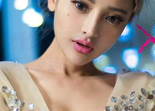 UGirls尤果网 - 高清万圣节，颜爱泽把鬼变成了身后的背景！你敢信？