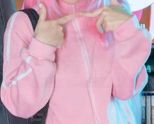 Umeko J的写真集与香草套装,分享一次,你会想再来第二次!