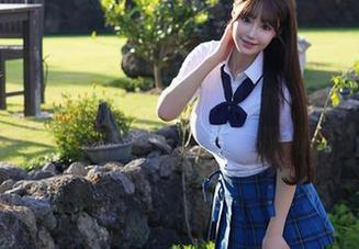 Xiuren秀人网 - 生活像照片一样倒影真实,Nancy小姿居家写真积极向上!