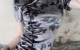Xiuren秀人网 - 是小逗逗示范：美图里的小秘书，给人无限遐想。