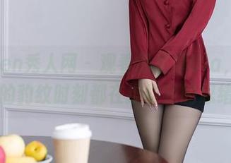 Xiuren秀人网 - 观看绮里嘉Ula,图包的豹纹时刻都在撩拨我的思绪