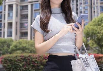 Xiuren秀人网 - 谢小葱的美脚图集更新,你这鞋子真有你的味道!