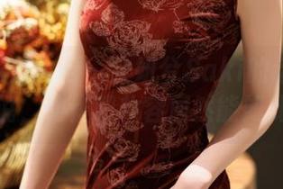 Xiuren秀人网 - 金妍兮Saki的运动写真,只想说,动作和妆容居然能如此和谐。