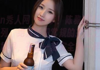 Xiuren秀人网 - 分享！陈雅漫VICKY的护士系列，绝对能把常规的护理之美推向新境界，在这一刻完全不一样。