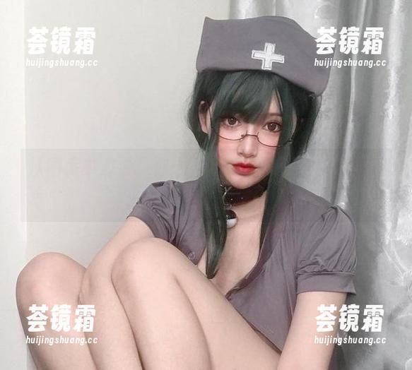 从图库中遨游：你十七鸽的灰色护士，医者心与时尚魂碰撞！