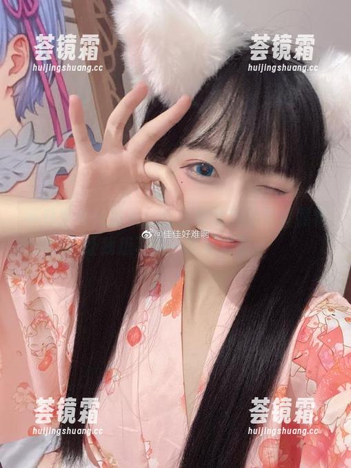 佳佳好难啊 不只是神社巫女,佳佳好难啊的写真照样让我想下载一打放桌面。