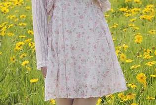 初夏女神 - 强烈推荐安妮的私房写真,让我见识到了真正的御姐