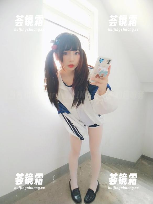 当古川kagura遇上JK：私拍中的趣味套图反转！