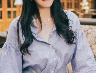 头条女神 - 筱溪校园录，原图来一发，随时都能提神醒脑吧！