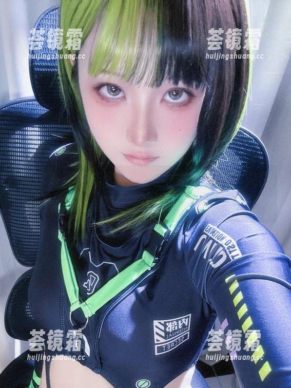 屿鱼 阿尔蒂玛和屿鱼的“无圣光”套图,突然发现原来三维画画师的心路历程多么乱!