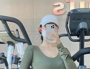 微密圈 - 皮衣狂潮?左公子666合集里掀起了一阵骚动
