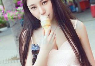 推女神 - 奇特的睡衣套图,孔一红又放大招了