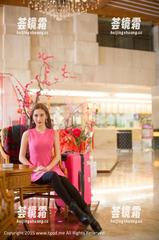 推女神-施忆佳 推女神 - 找不到别的词来形容,施忆佳的“纯白”高清资源真的白得让人难忘。