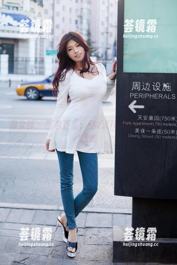 推女郎-Lina 推女郎 - 图包直击:甜心Lina的眼神让人恍惚