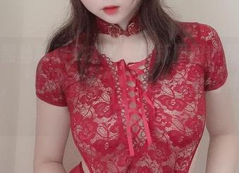 她的黑丝制服又来了,最新原图收藏必不可少,“是依酱呀”,果然偏爱这种神秘气氛。