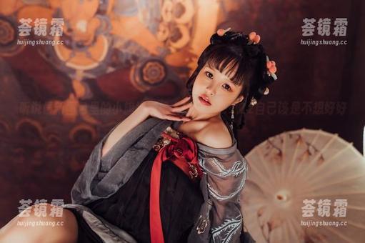 晕崽Zz 听说最新图包里的小旗袍能把人晕掉,晕崽Zz自己该是不想好好想想吧?