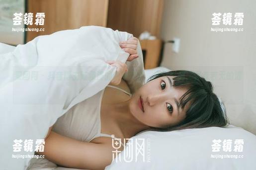 果团网-陈雅漫 果团网 - 抖音博主陈雅漫的最新作品,少女系列,似有若无的清新感。