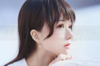 泳衣与桜桃喵——我在图库里想到了什么