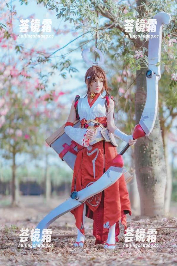 桜桃喵 见过小美人鱼,但没见过如此“潇洒自如”的,桜桃喵的美图值得收藏,别忘了下载哦。