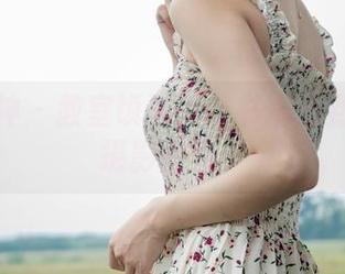 梦丝女神 - 教室顷语：当书本遇到刘诺的摄影图包。