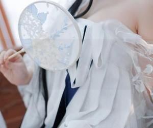 私房之旅:樱落Selena的新春旗袍图包,明明是花瓣飘散却更像梦游…