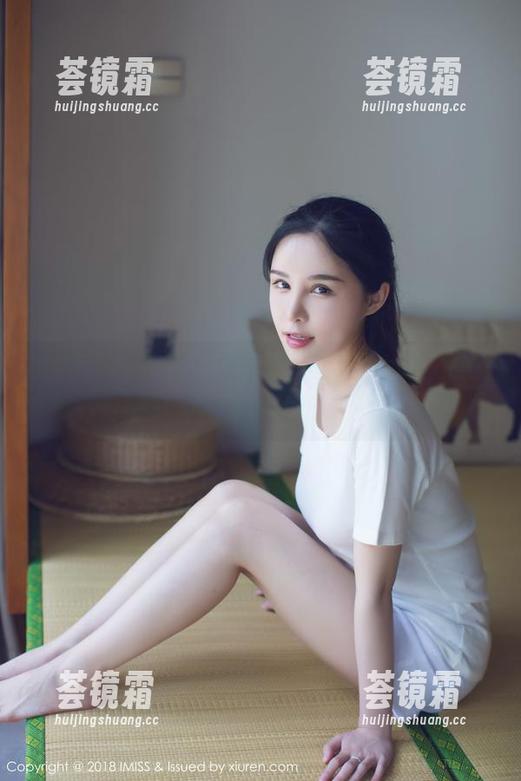 爱蜜社 - 眼镜成了妨碍，芝芝Booty的美图私拍却让一切变得顺眼