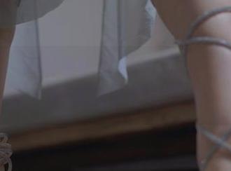 微密圈 - 禅院熏的银色礼服:一袭高清写真,宛如漫步在星空中!