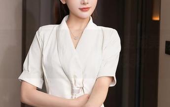 秀人网 - 小尤奈——当厨娘变成美图资源,这场景我必须得记录!