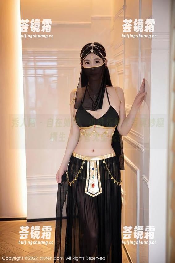 秀人网 - 自在如风，小芭乐裸足写真妙趣横生，哪管无圣光？