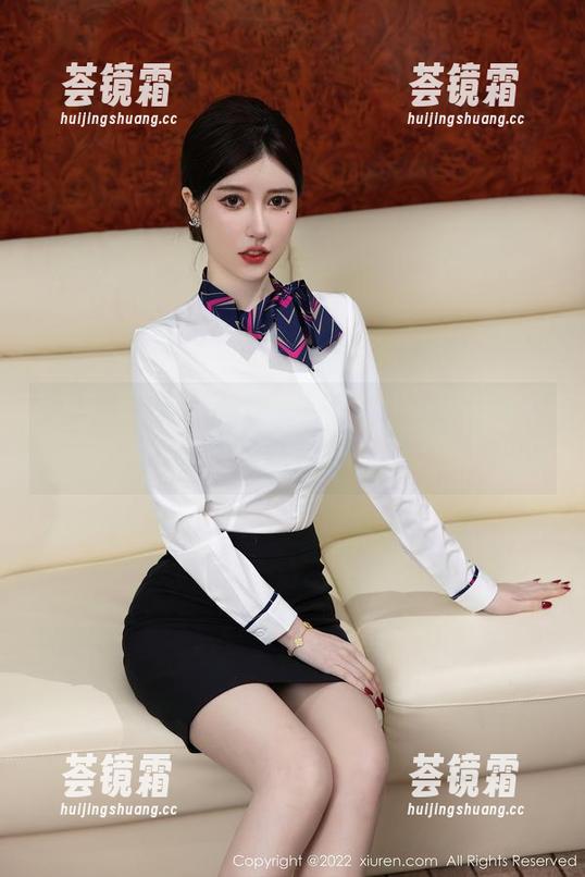 秀人网-李七喜 秀人网 - 超级高清,李七喜的黑白作品简直像是在玩光影捉迷藏!