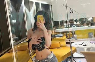 微密圈 - 葛征不愧是黑丝魔法师,人生忽如黑丝,来分享点关于她写真集的小感想吧!