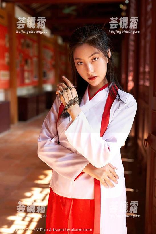 蜜桃社-王婉悠Queen 蜜桃社 - 王婉悠Queen的JK,别说我没预警,这福利太犯规!