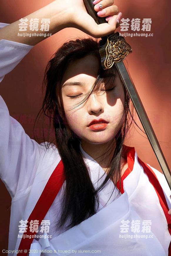 蜜桃社-铃木 蜜桃社 - 图集上线,铃木的水手服——海风没带来,但气氛却满满的。