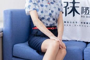 袜啵啵 - 一键下载小淳的裸足合集,免费,不来试试?