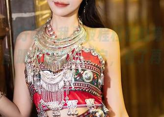 语画界 - 好吧，我又被程程程的第二套写真高清图册搞得心神不宁，看了再看就是沉迷