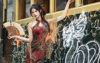 一抹秋色和贰加六的私拍,悲伤中夹杂着些许不甘